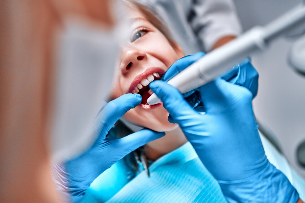 Prevención, Revisiones y Tratamientos Dentales a Edad Temprana