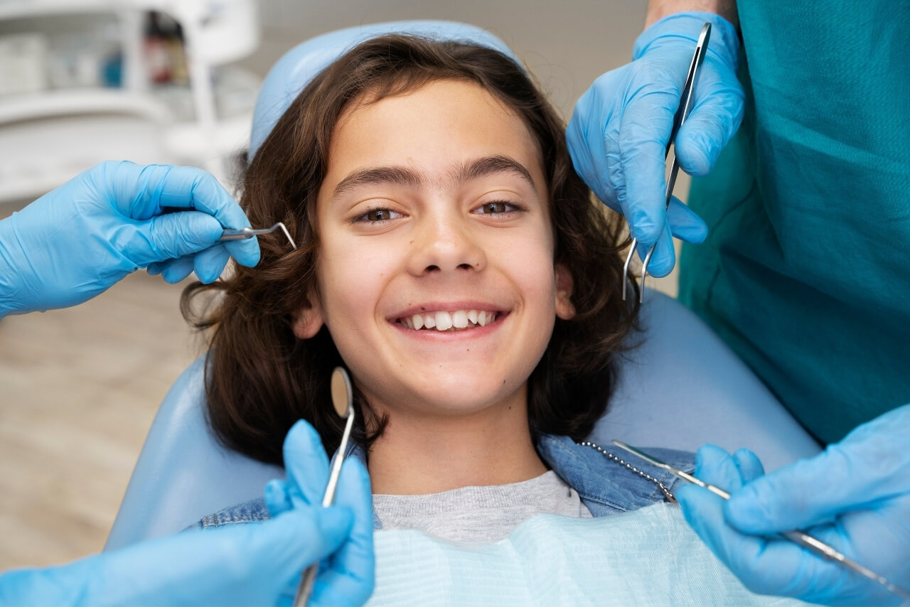 Odontopediatría: Cómo Cuidar la Salud Dental de tus Hijos desde el Primer Diente